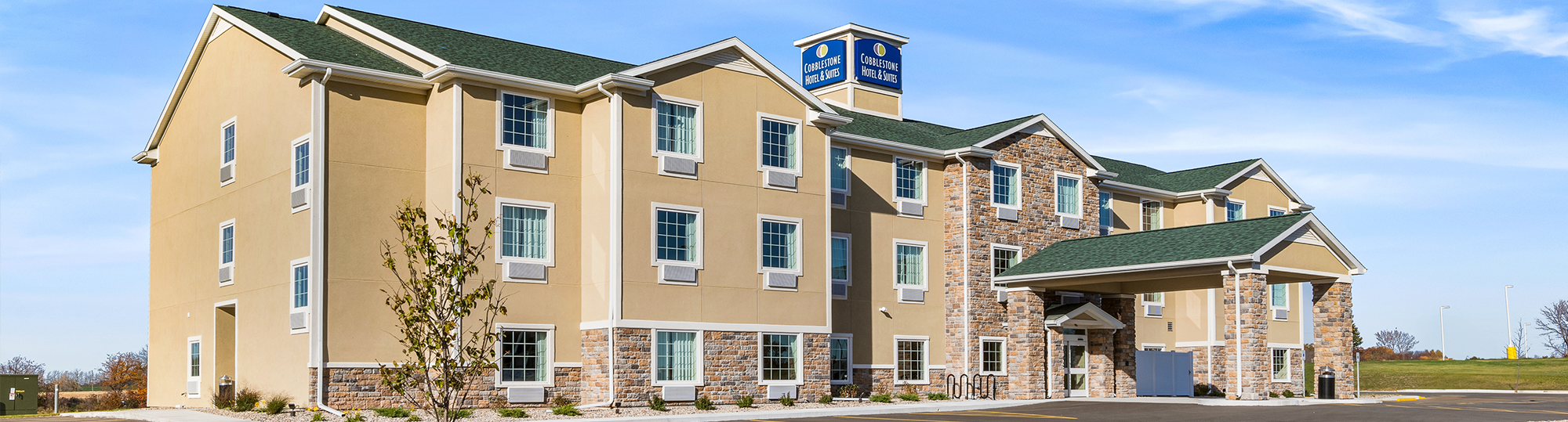 Cobblestone Hotel & Suites Eaton